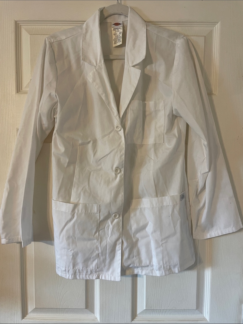 Dickies Women's White Medical Lab Coat